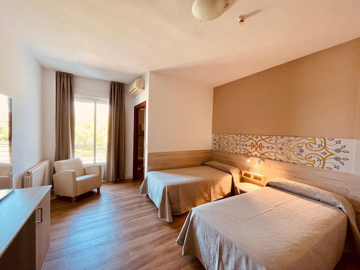 Hotel Balneario Fuentes Del Trampal Carmonita المظهر الخارجي الصورة