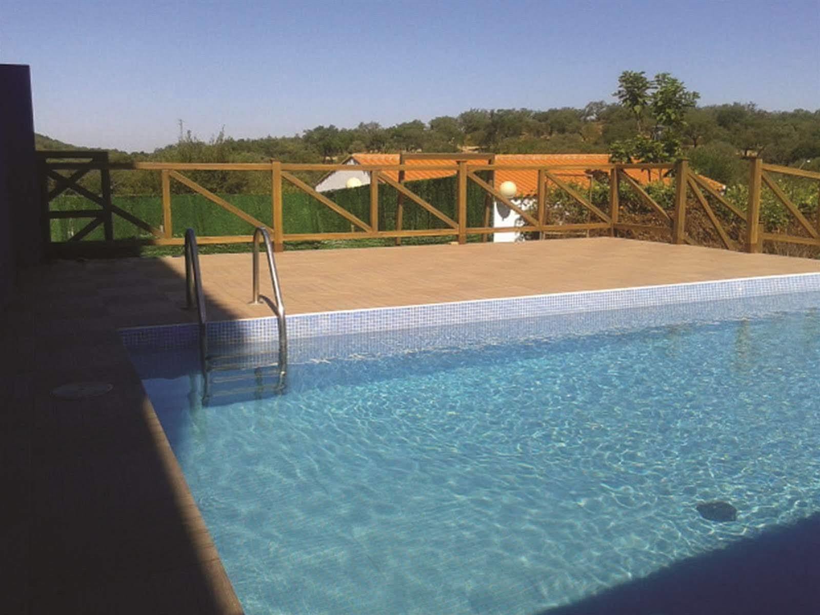 Hotel Balneario Fuentes Del Trampal Carmonita المظهر الخارجي الصورة