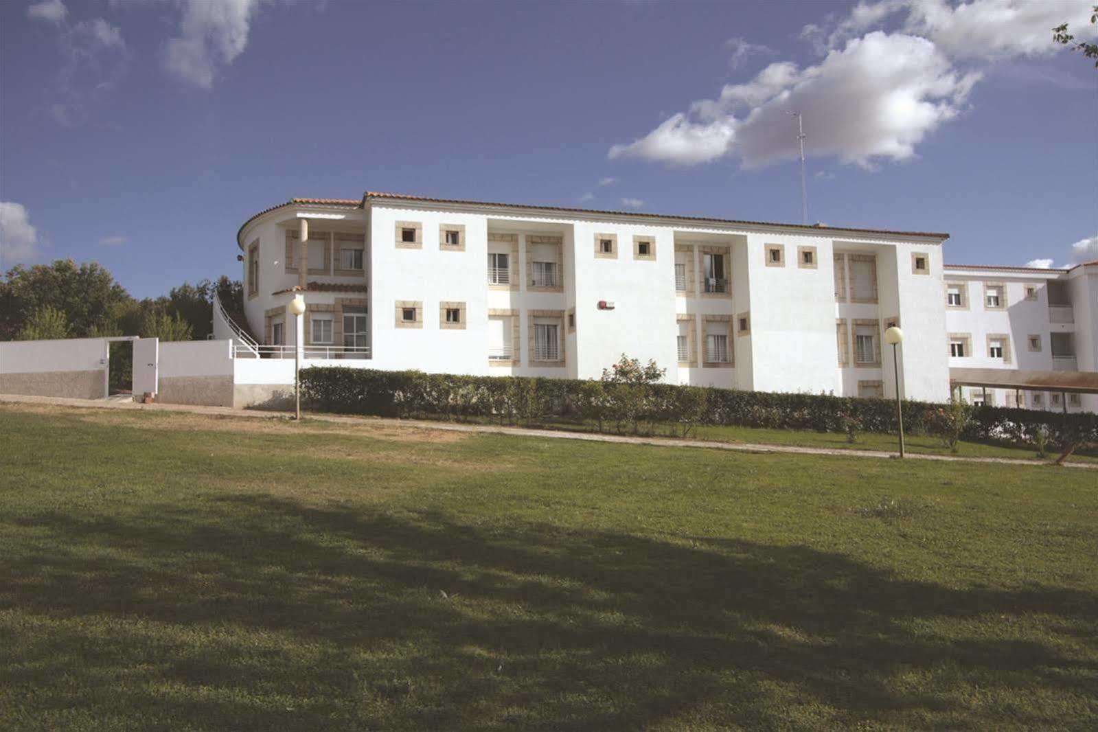Hotel Balneario Fuentes Del Trampal Carmonita المظهر الخارجي الصورة