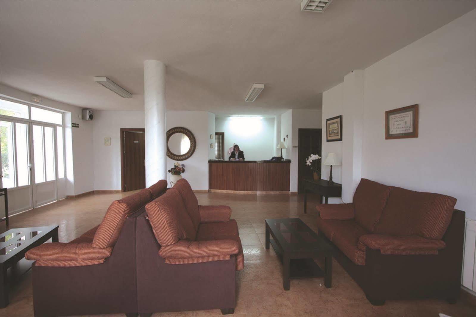 Hotel Balneario Fuentes Del Trampal Carmonita المظهر الخارجي الصورة